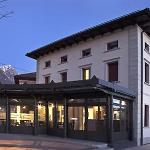 La Stazione Hotel Ponte nellʼAlpi