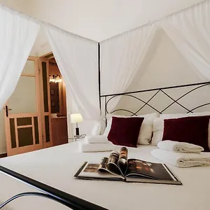 *** Hotel Relais 900 Italy