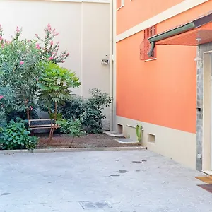 ** Bed & Breakfast I 10 Mondi Italy